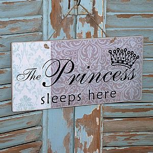 Πινακίδα "The Princess Sleeps Here" ξύλινη χειροποίητη