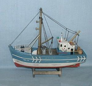 Βάρκες και καράβια ξύλινα